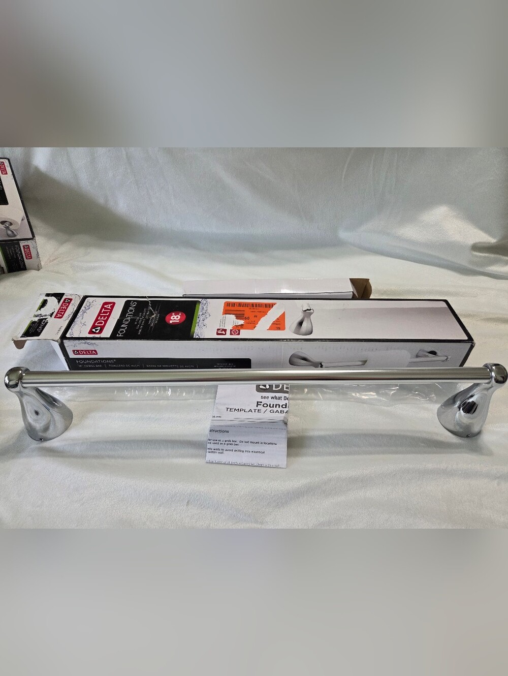 Delta Foundations 18" Towel Bar Chrome Finish - Model FND18-PC